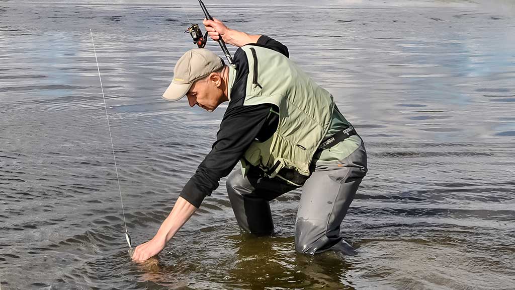 Pasvarstymai apie salačius ir juos gaudančius žvejus