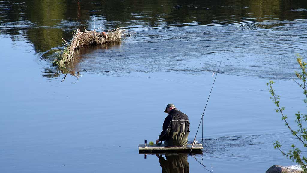 Naktį su plūdine. Antra dalis