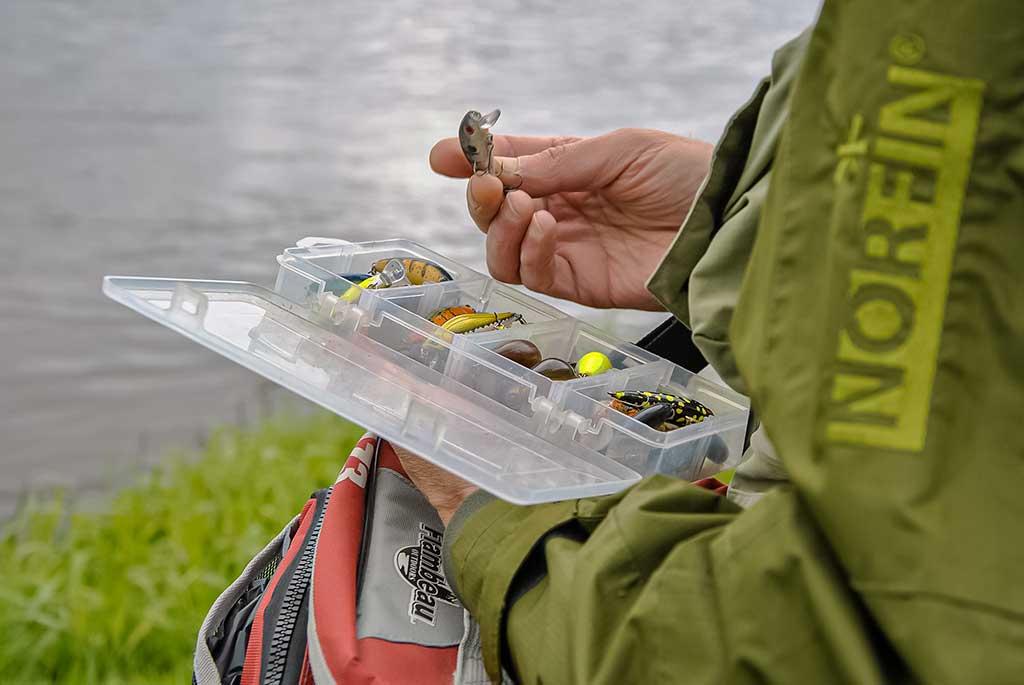 Kaip nešiotis spininginius masalus? Antra dalis Kaip nešiotis spininginius masalus? Antra dalis
