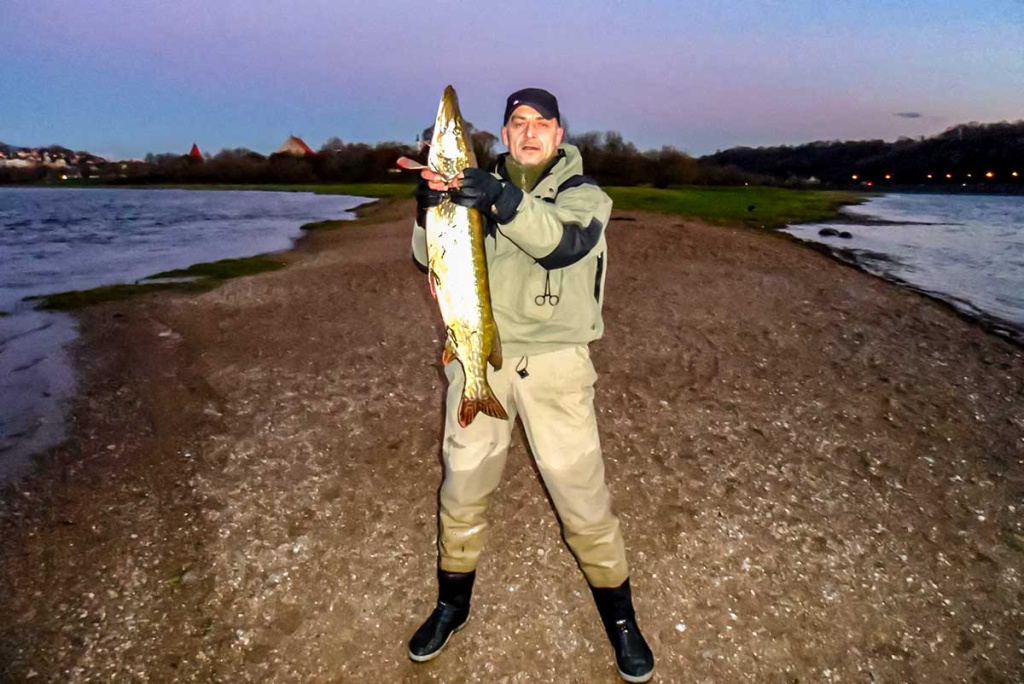 Jei žiemą nori sėkmingai pažvejoti, keliauk į miesto centrą. Antra dalis