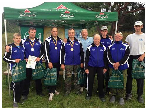 Po varžybų visų dalyvių nuotaika buvo šventinė. Ją dar pagerino puikūs šašlykai bei rėmėjo UAB ,,Sauda" prizai.