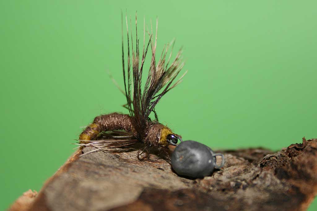 Tarp spiningo ir muselinės Tarp spiningo ir muselinės