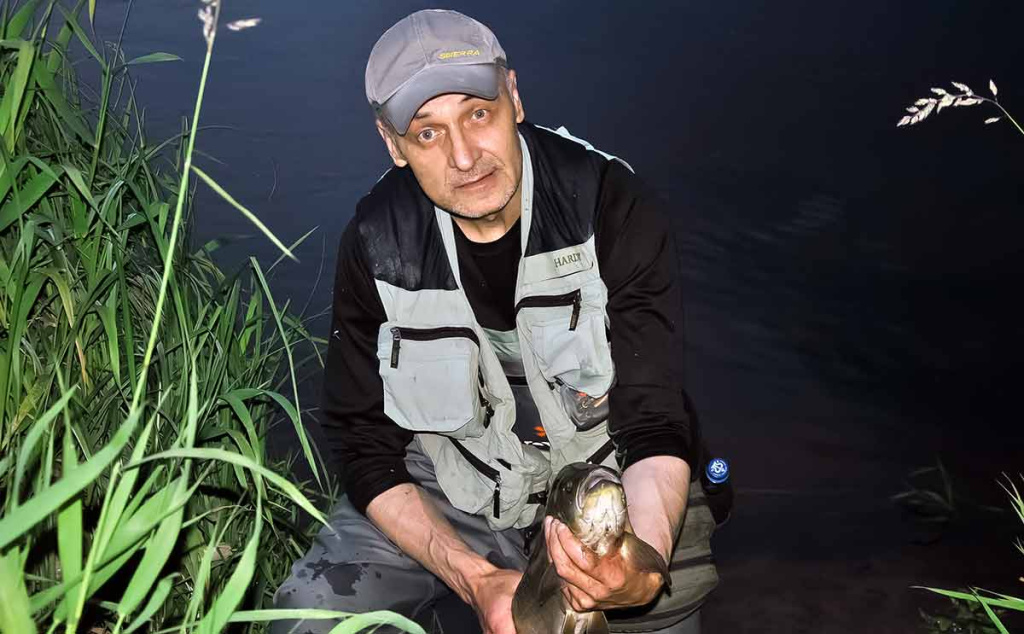 Vasariniai naktinėjimai su spiningu rankose