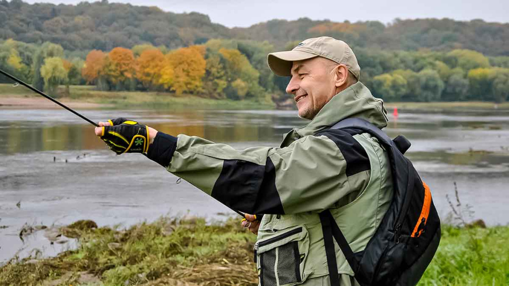 Paupiu su kuprine ant pečių
