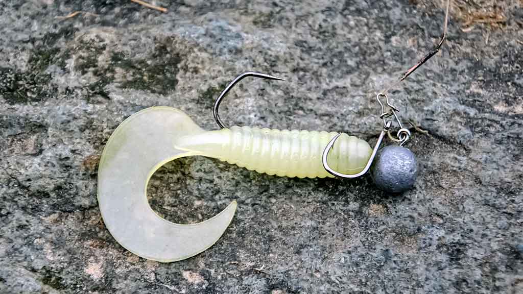 Spiningavimas naktį vėlyvą rudenį. Valas ir pavadėliai Spiningavimas naktį vėlyvą rudenį. Valas ir pavadėliai