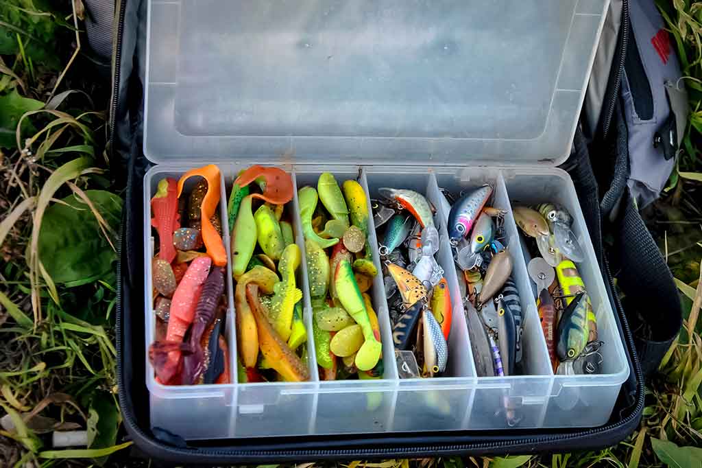 Apie spininginių masalų dažymą