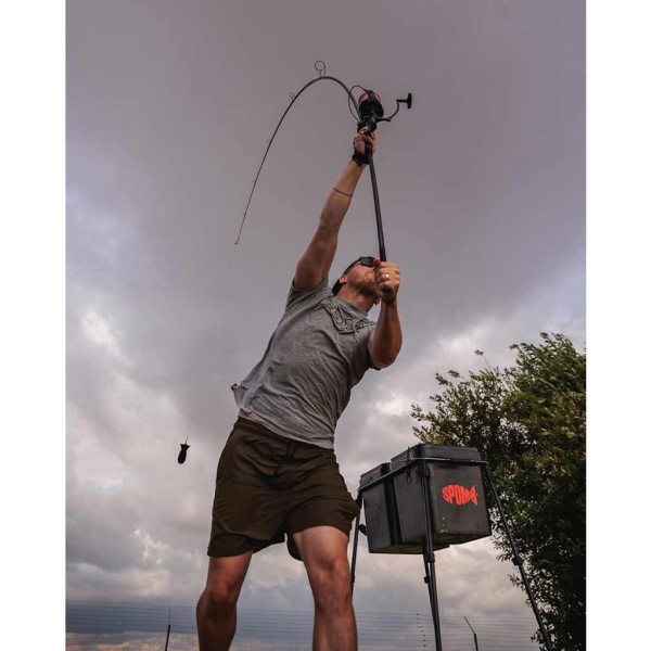 Valas pintas Fox Spomb Tapered Braided Black