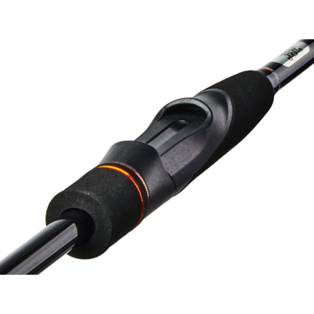 Spiningas Lucky John Basara 32