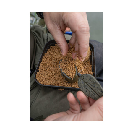 Forma šėryklai Korum Camo Method L