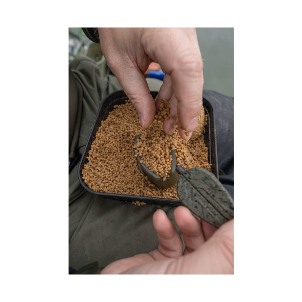 Forma šėryklai Korum Camo Method L