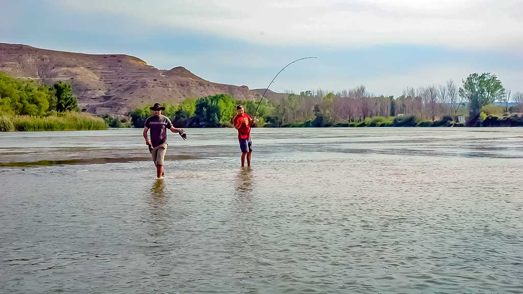 Šamai prie Kaku-kaku salos. Visa ko pradžia Šamai prie Kaku-kaku salos. Visa ko pradžia