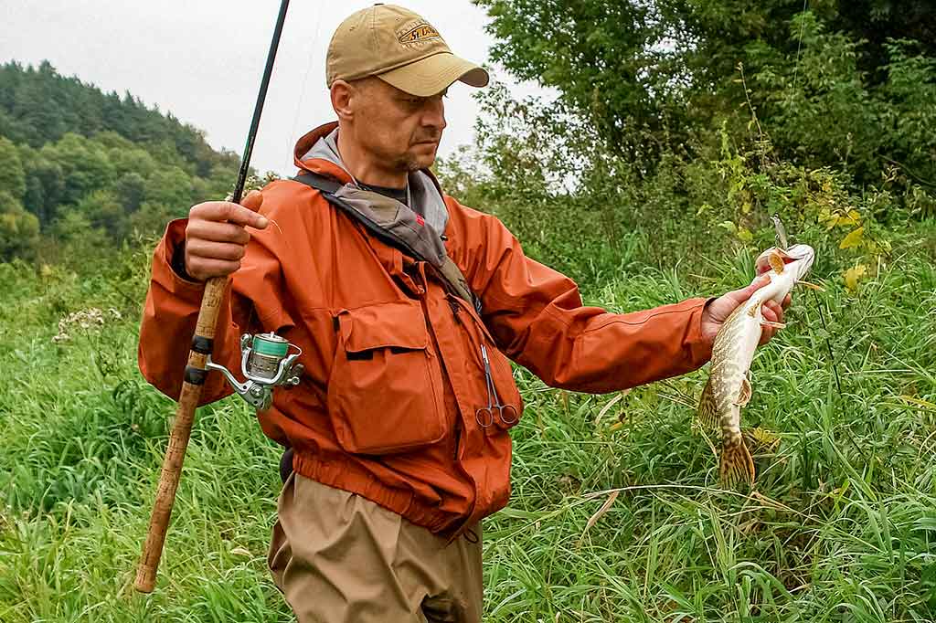 Kokiu spiningu toliau užmesime masalą? Kokiu spiningu toliau užmesime masalą?