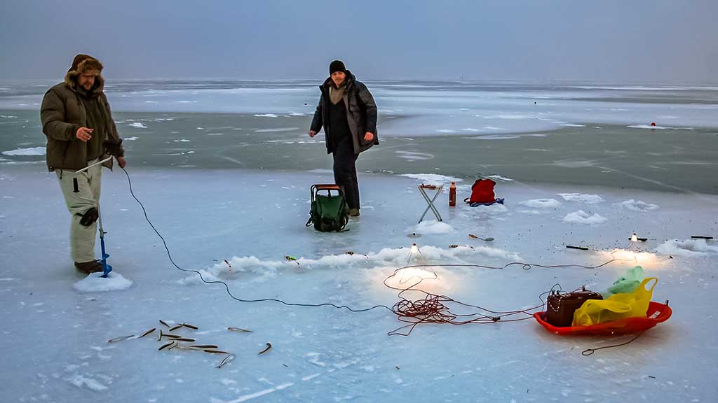 Kuršmarėse kimba ne vien stintos. Pirma dalis Kuršmarėse kimba ne vien stintos. Pirma dalis